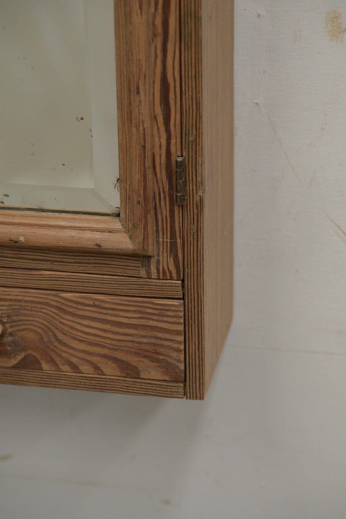 #5265 small cabinet