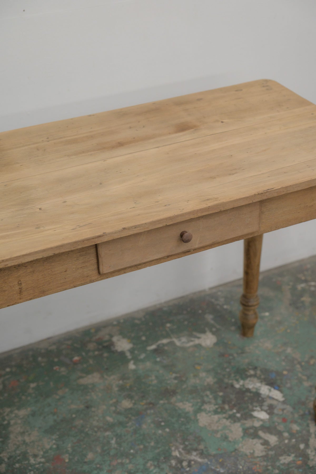 #0784 table