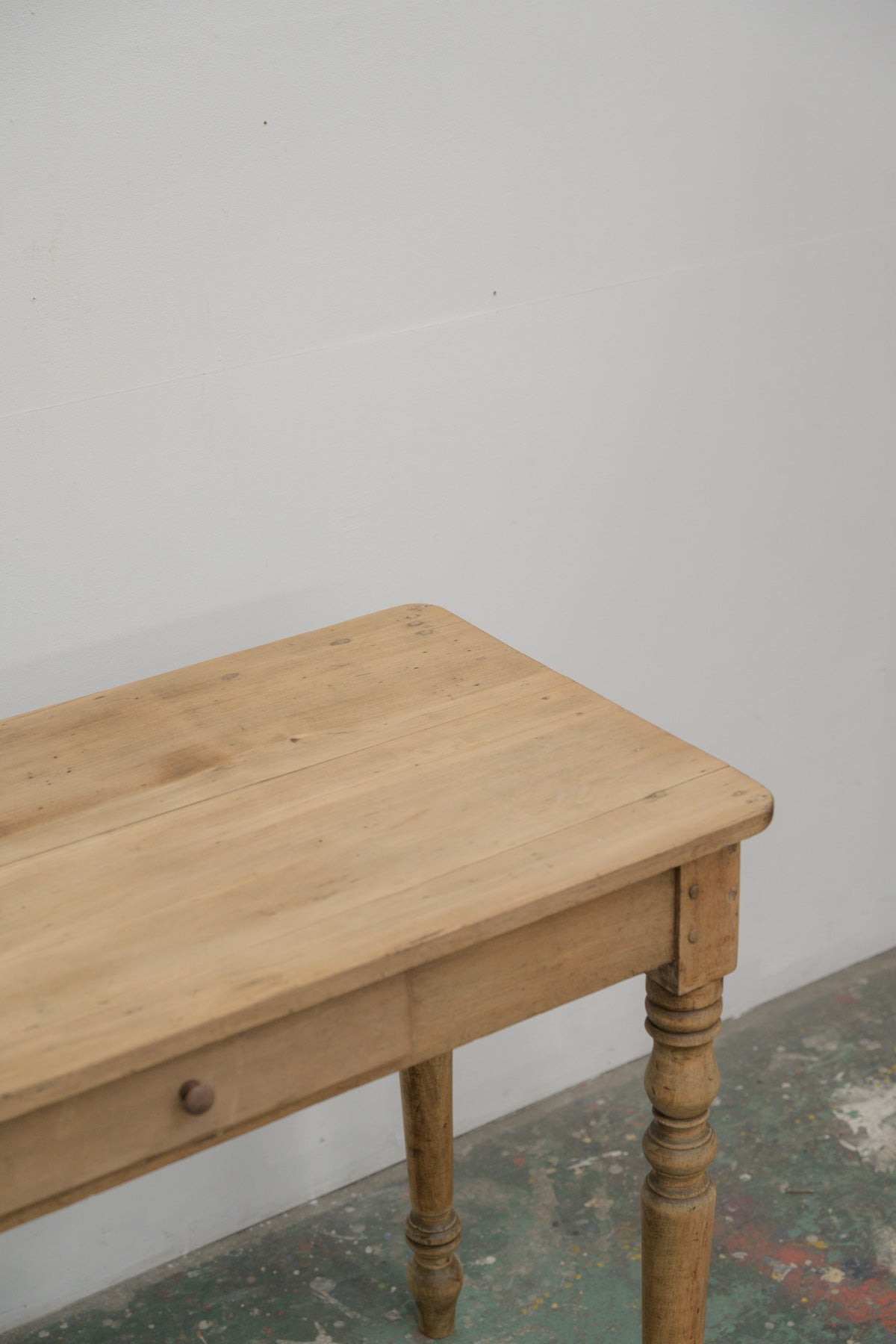 #0784 table