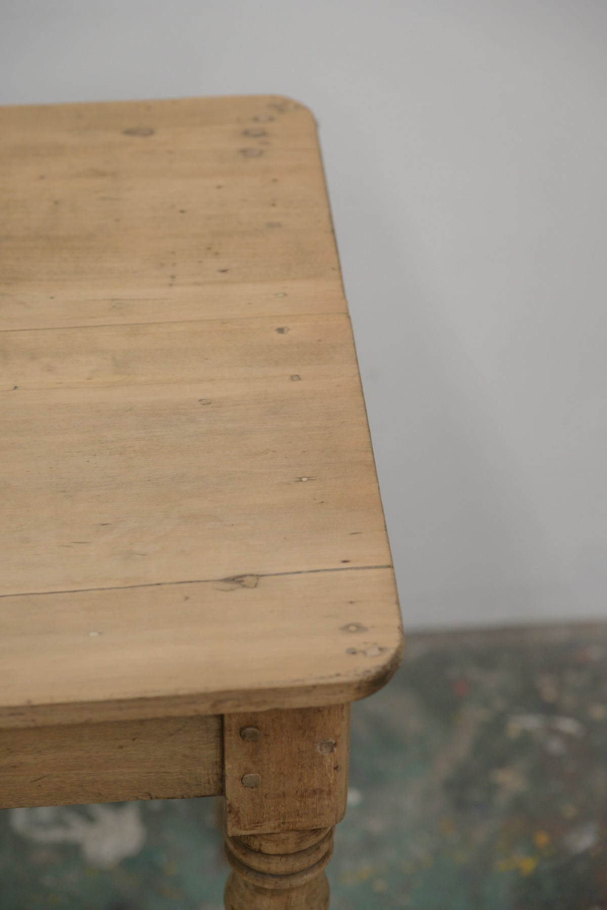 #0784 table