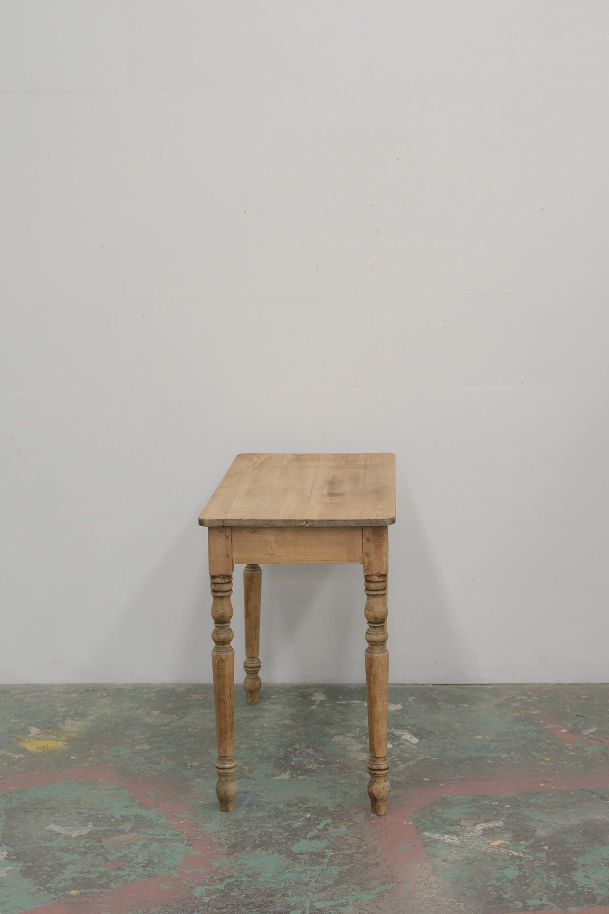 #0784 table
