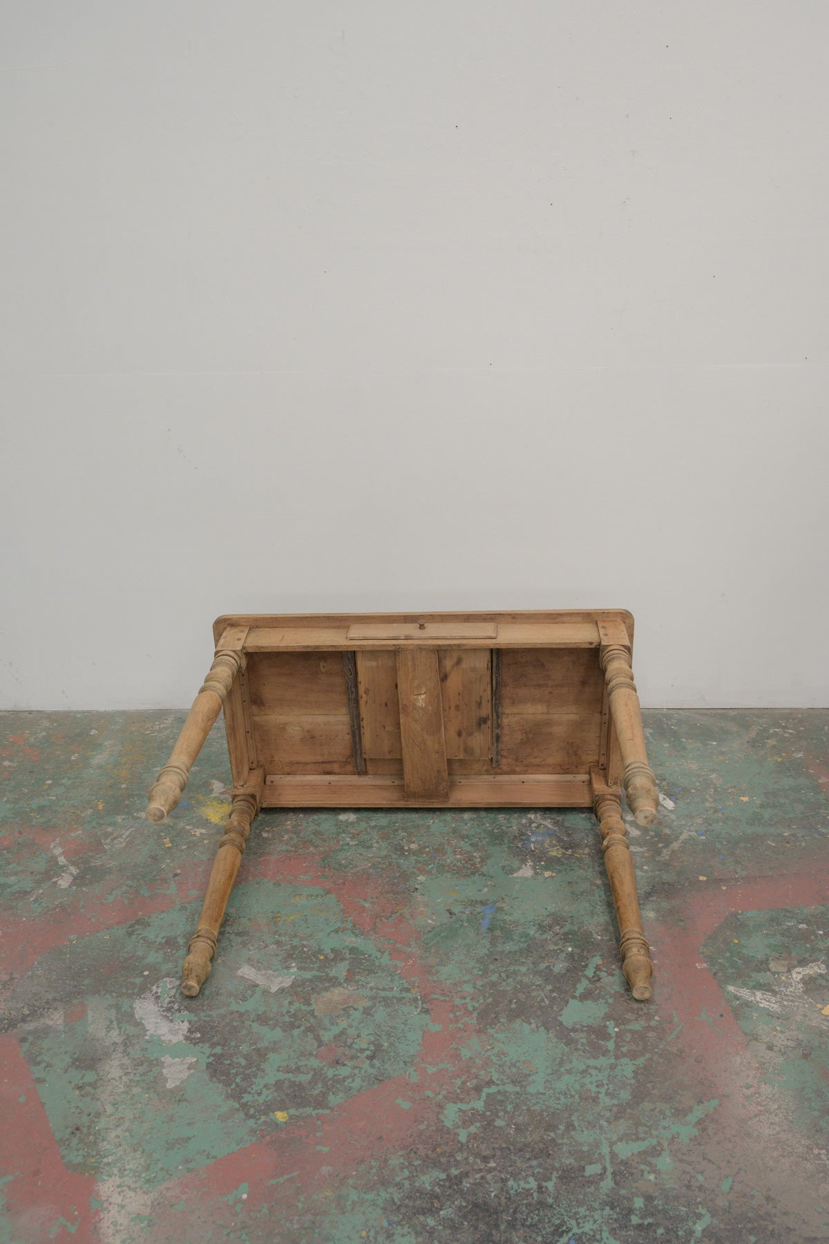 #0784 table