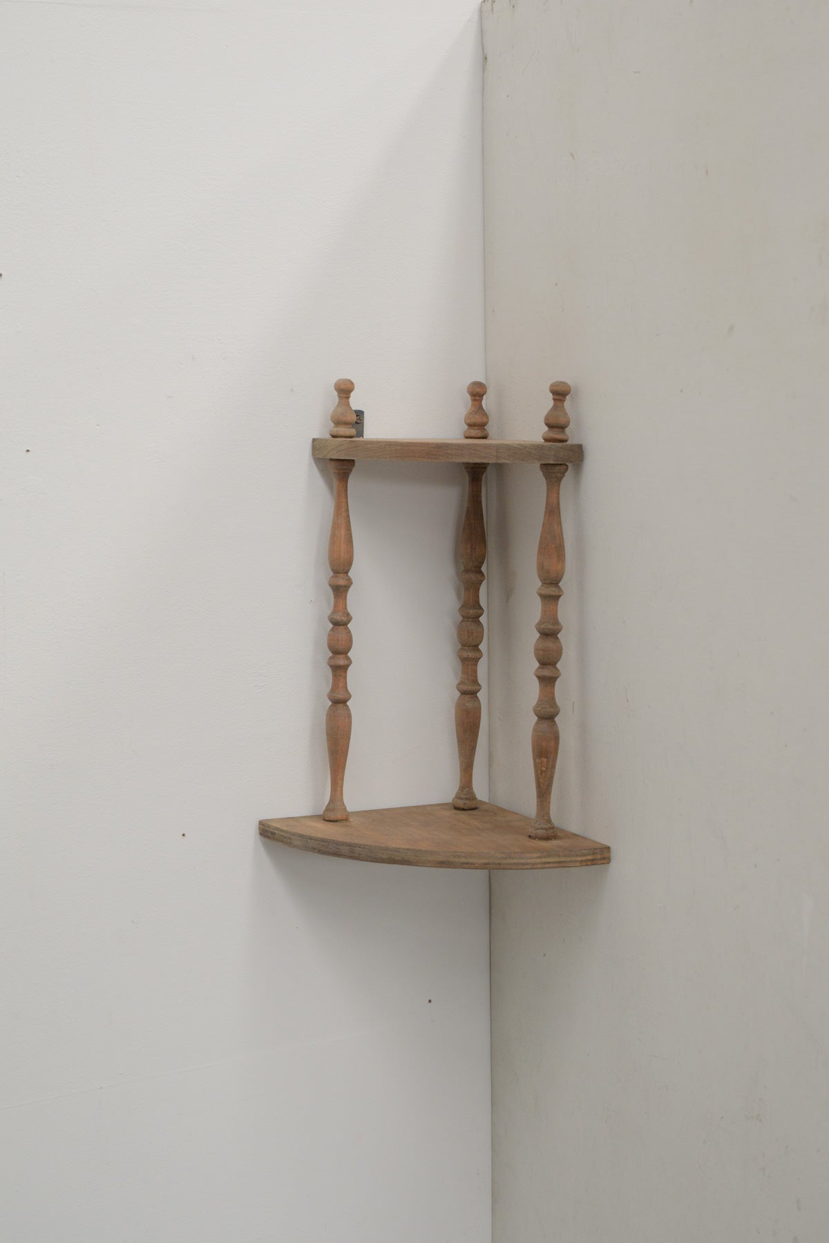 #0785 corner shelf