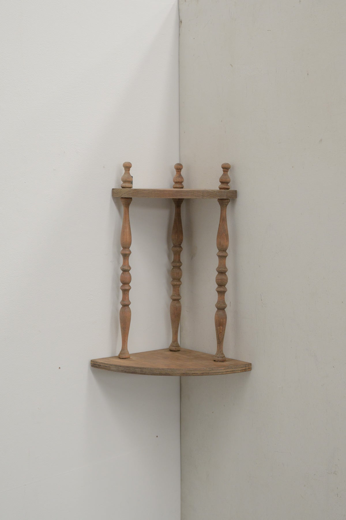 #0785 corner shelf
