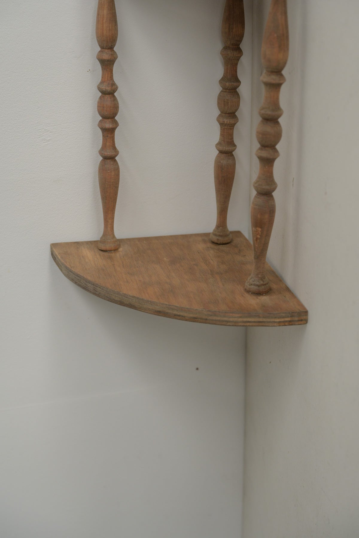 #0785 corner shelf