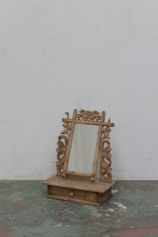 #9827 mirror