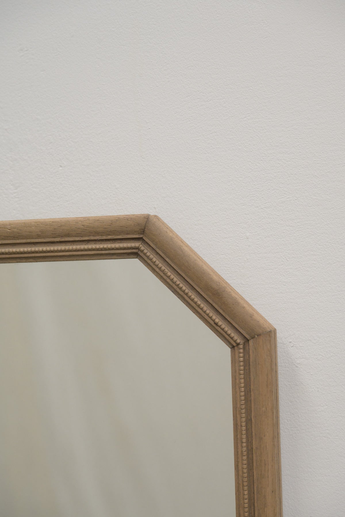 #0787 mirror