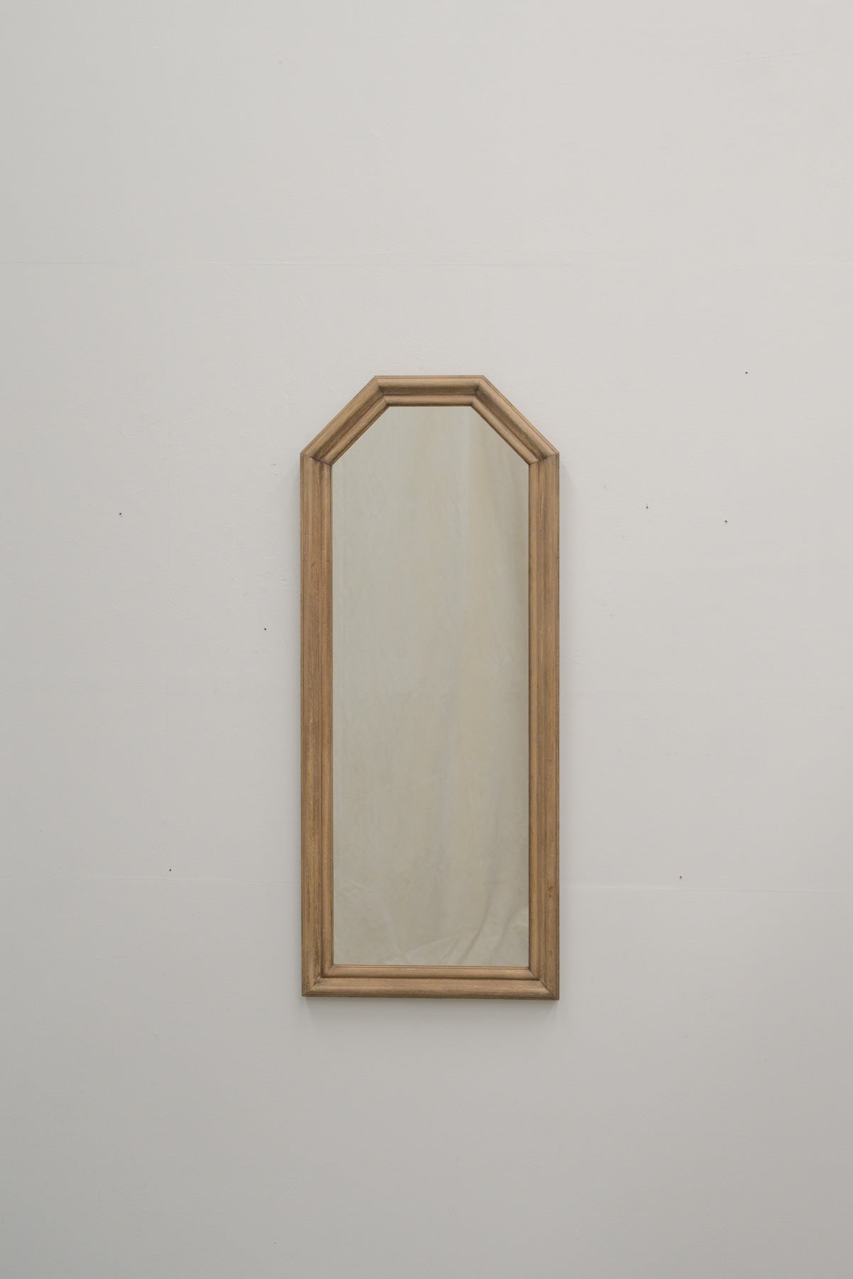 #0788 mirror