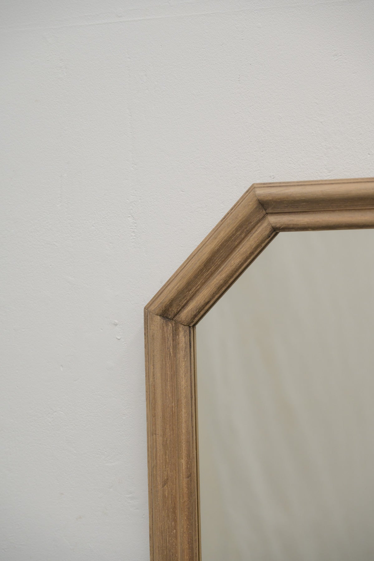 #0788 mirror