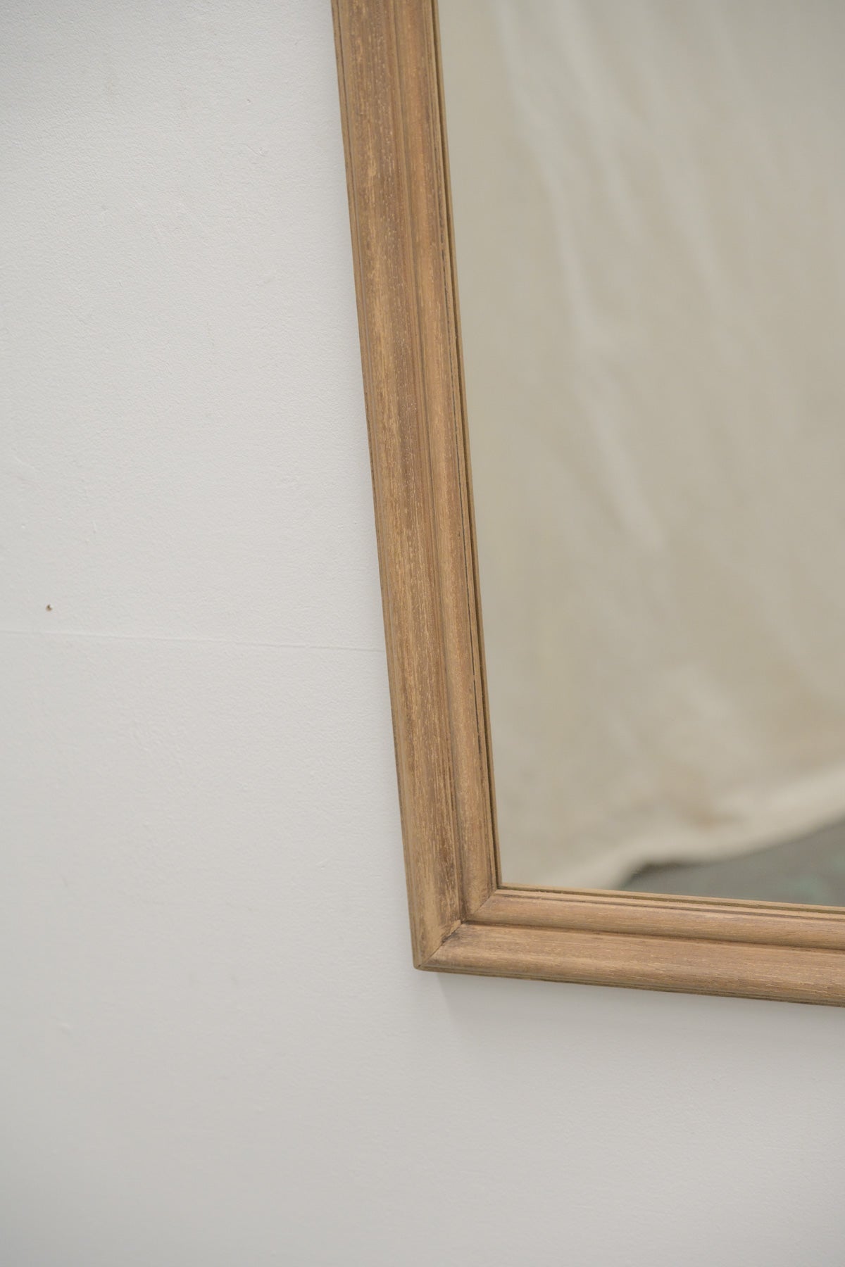 #0788 mirror
