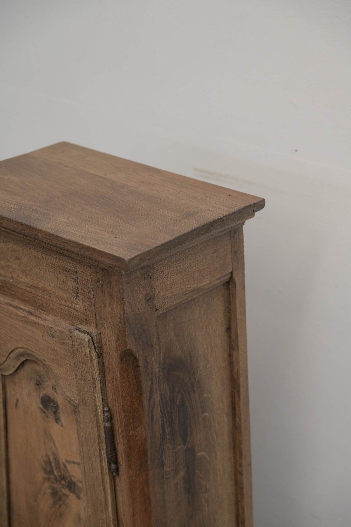 #0794 cabinet
