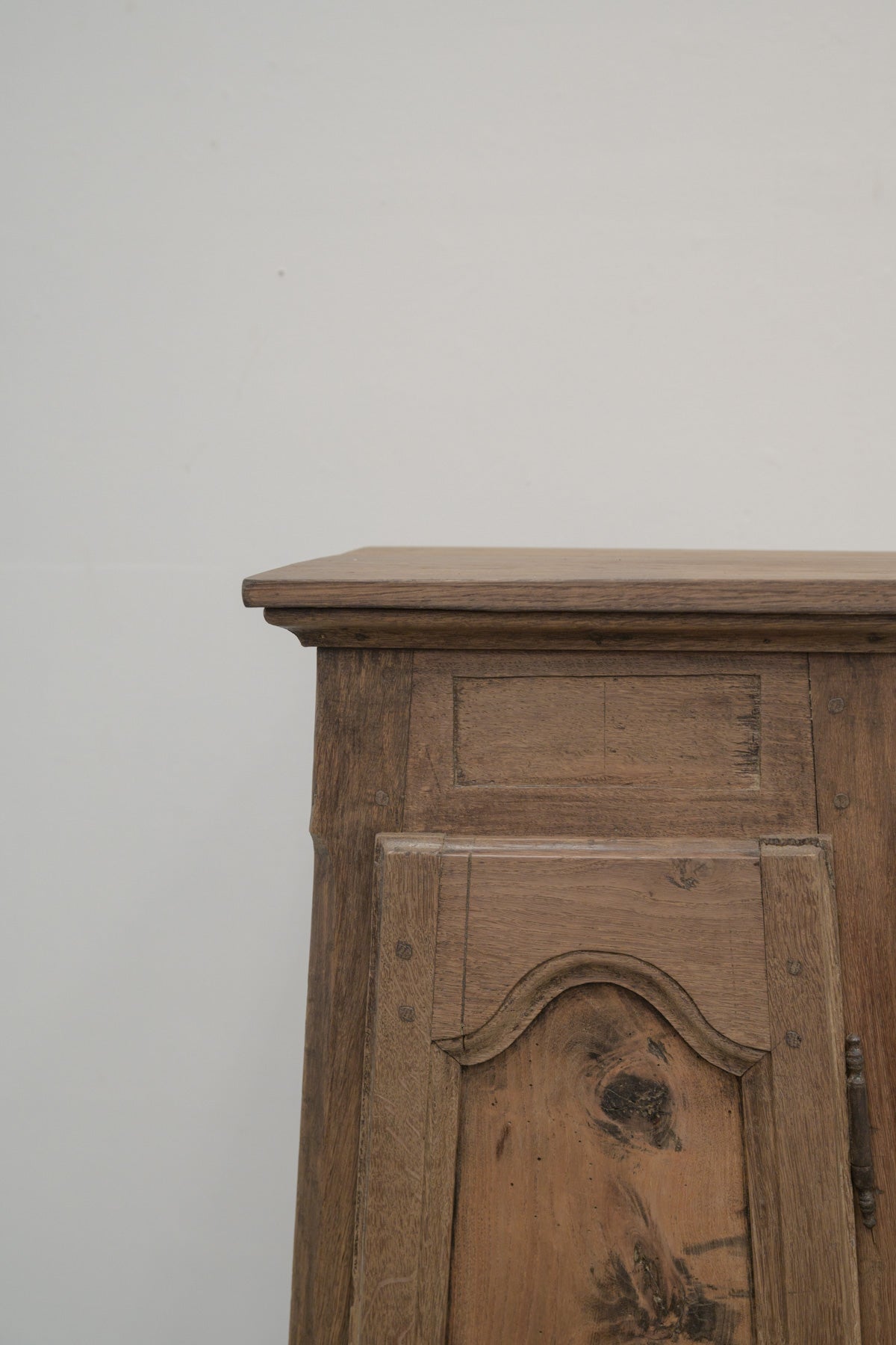 #0794 cabinet