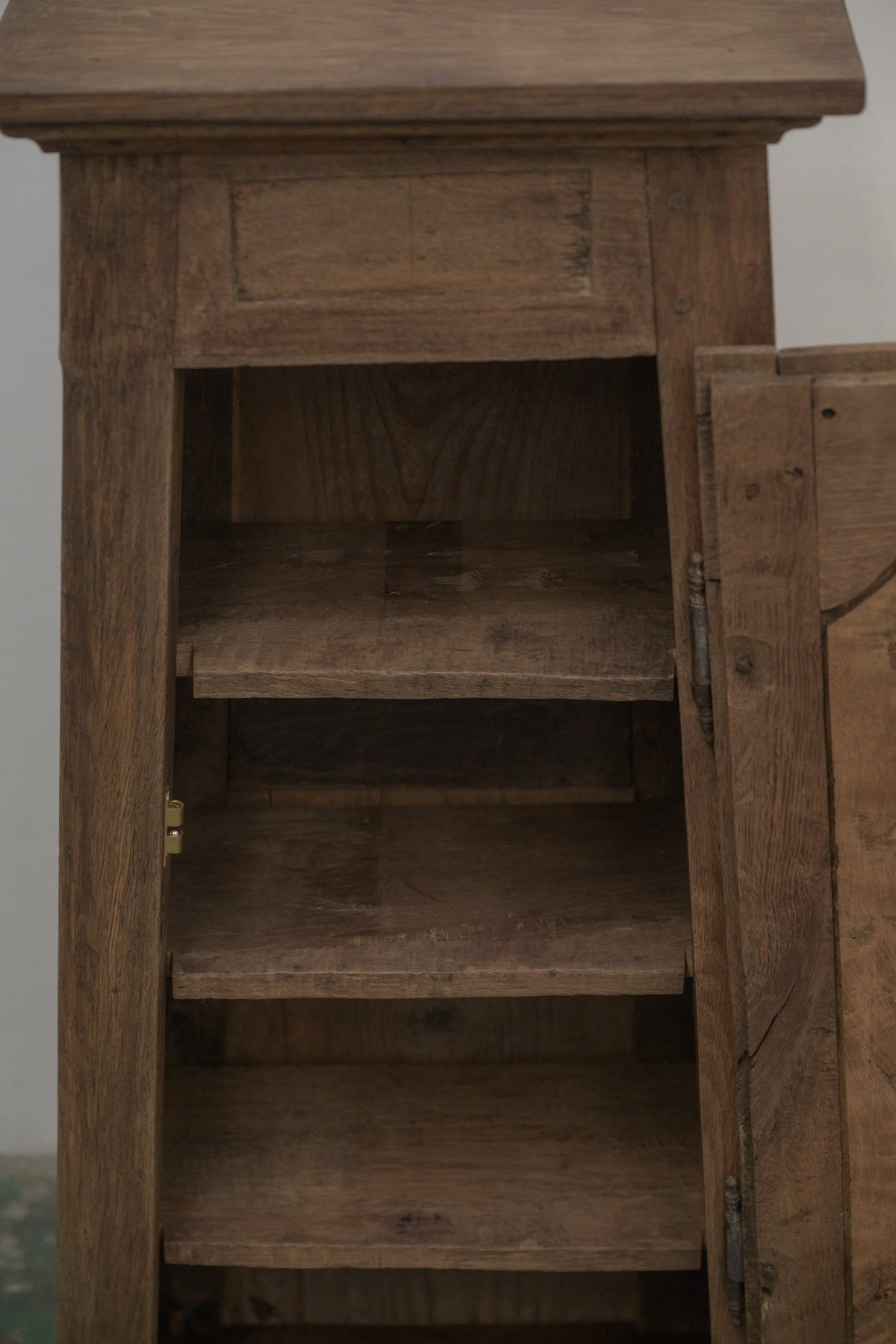 #0794 cabinet