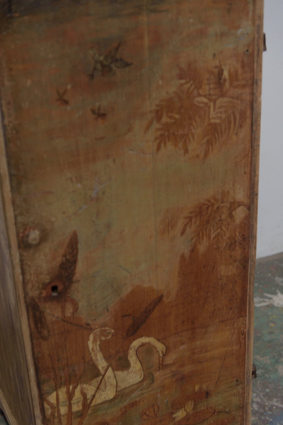 #8719 cabinet