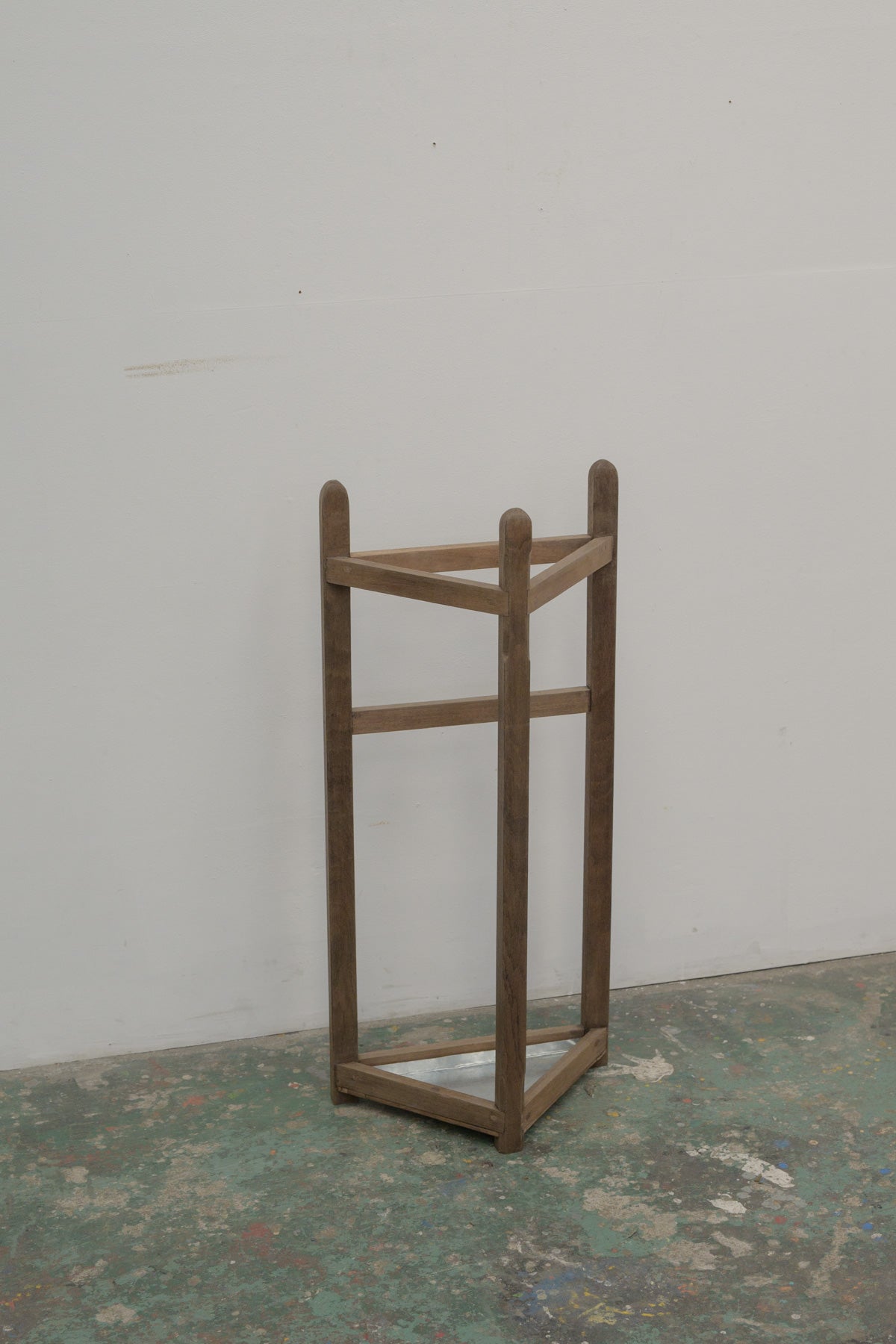 #0796 umbrella stand