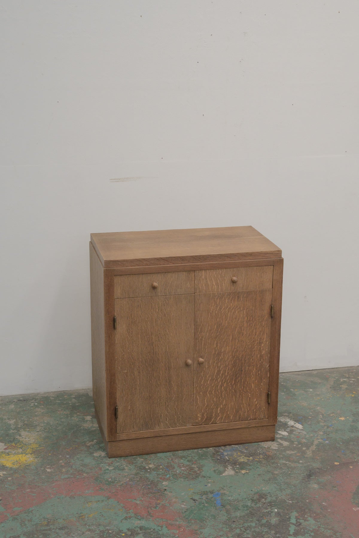 #0797 cabinet