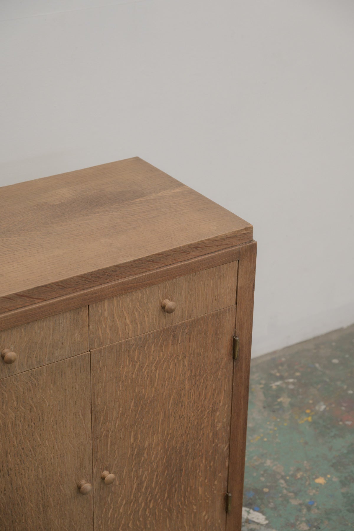 #0797 cabinet