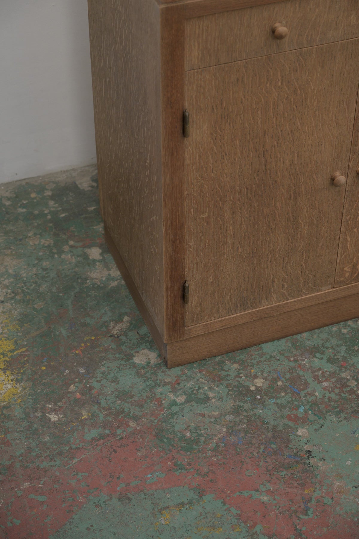 #0797 cabinet