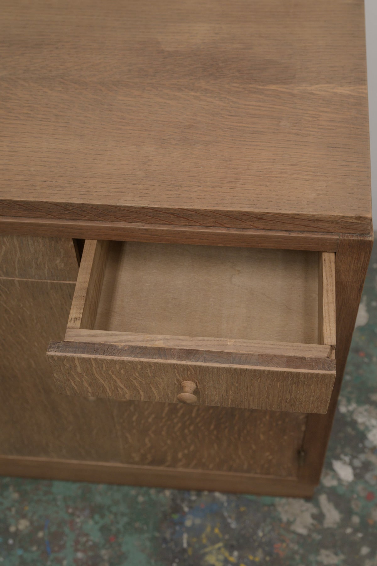#0797 cabinet