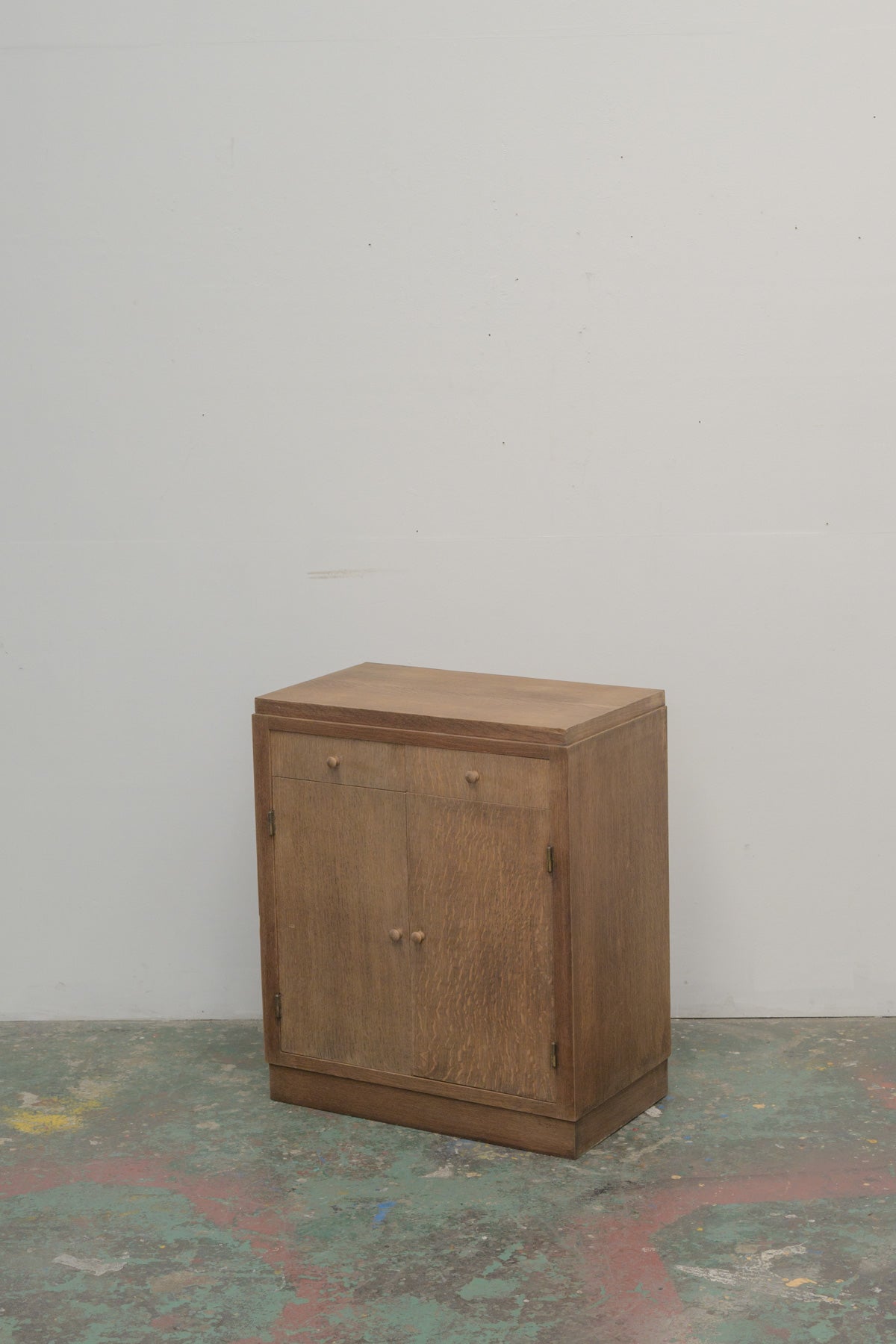 #0797 cabinet