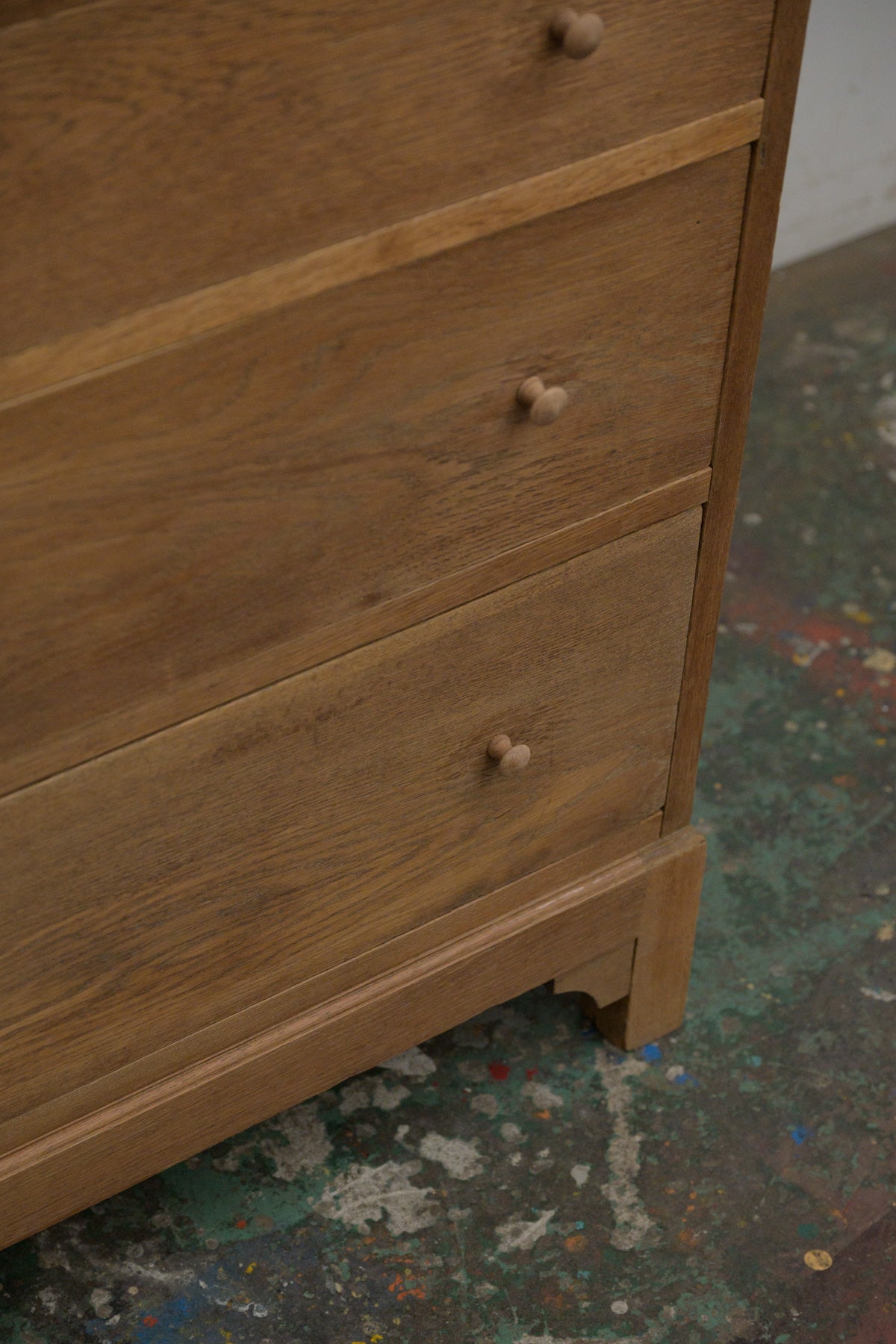 #0330 cabinet