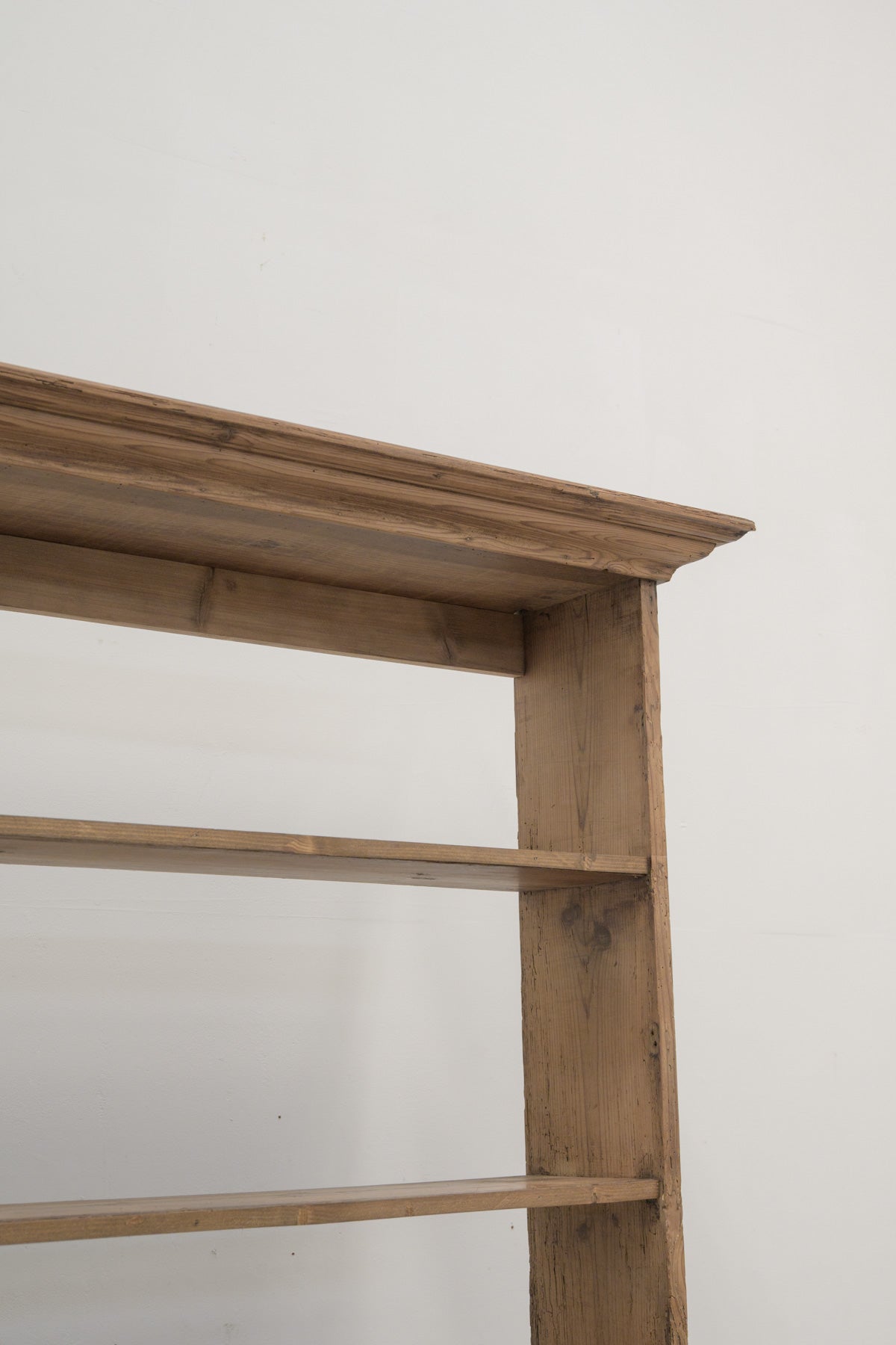 #0802 shelf