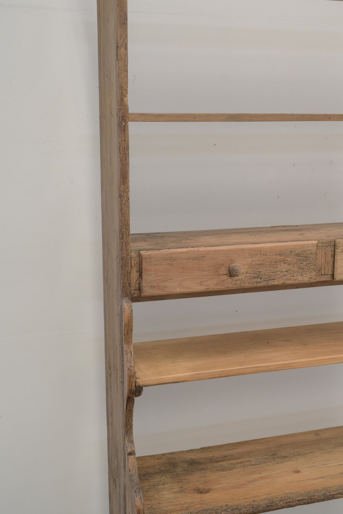#0802 shelf
