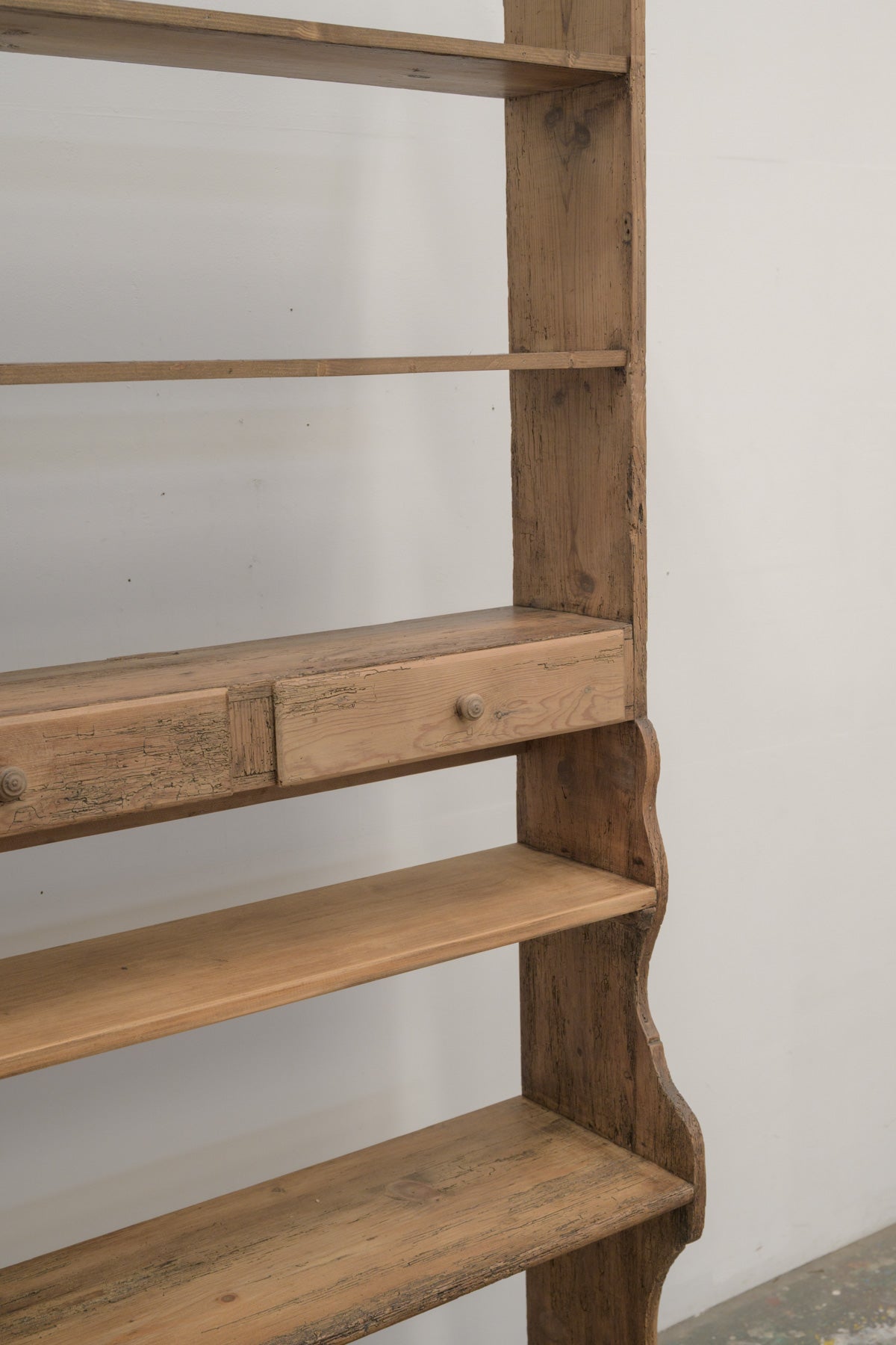 #0802 shelf