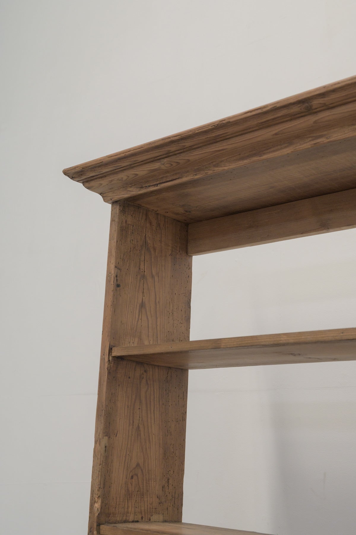 #0802 shelf