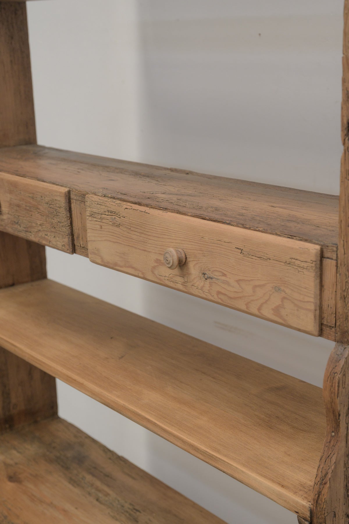 #0802 shelf