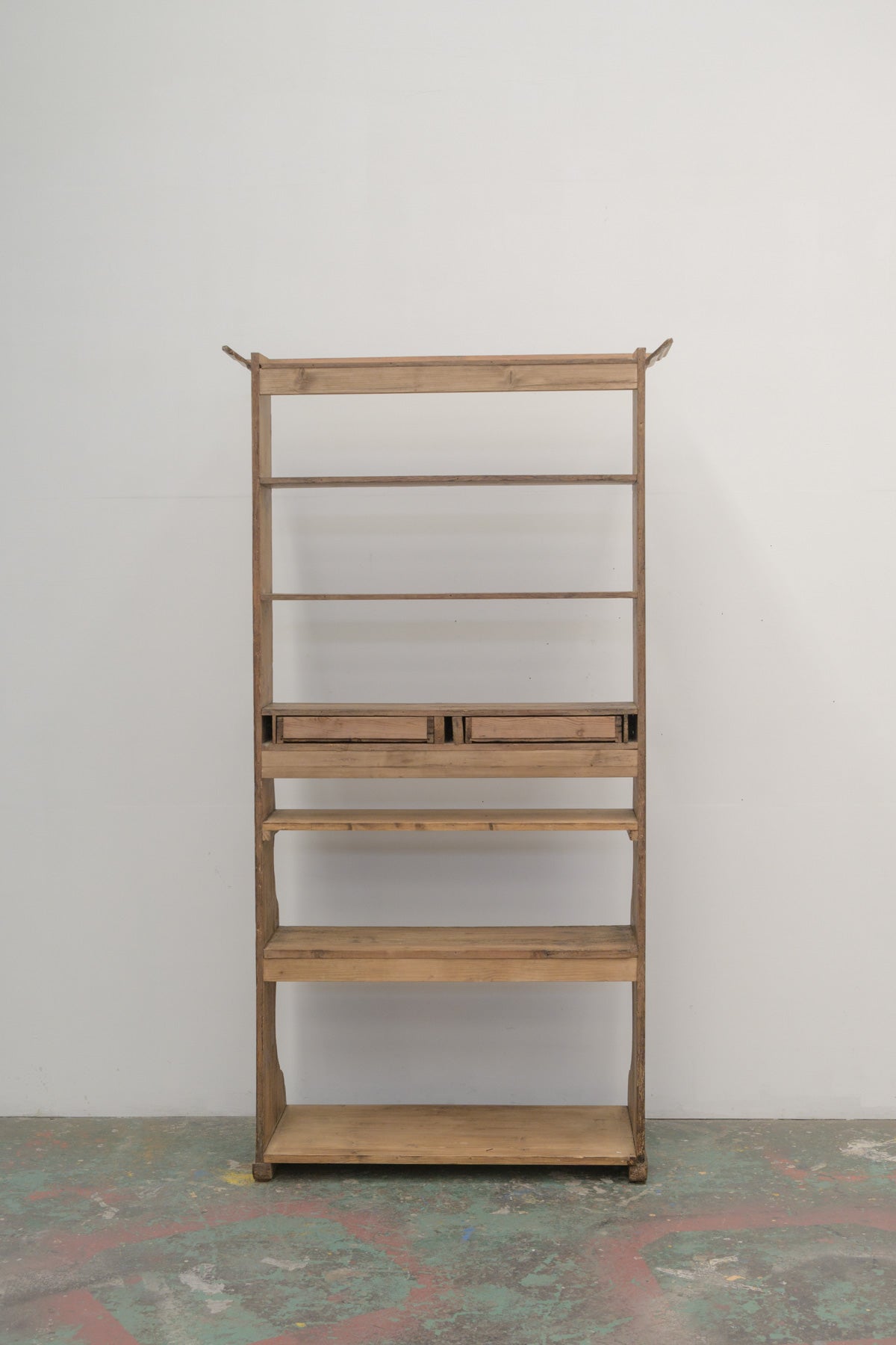 #0802 shelf