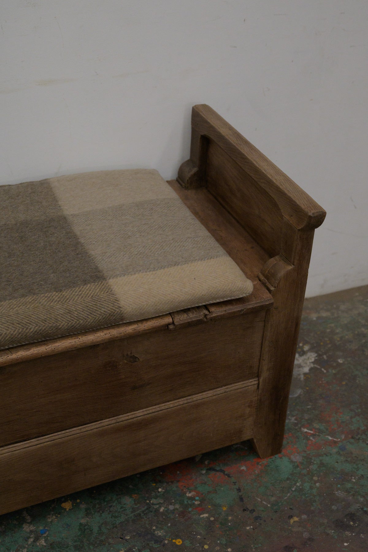 #0332 bench