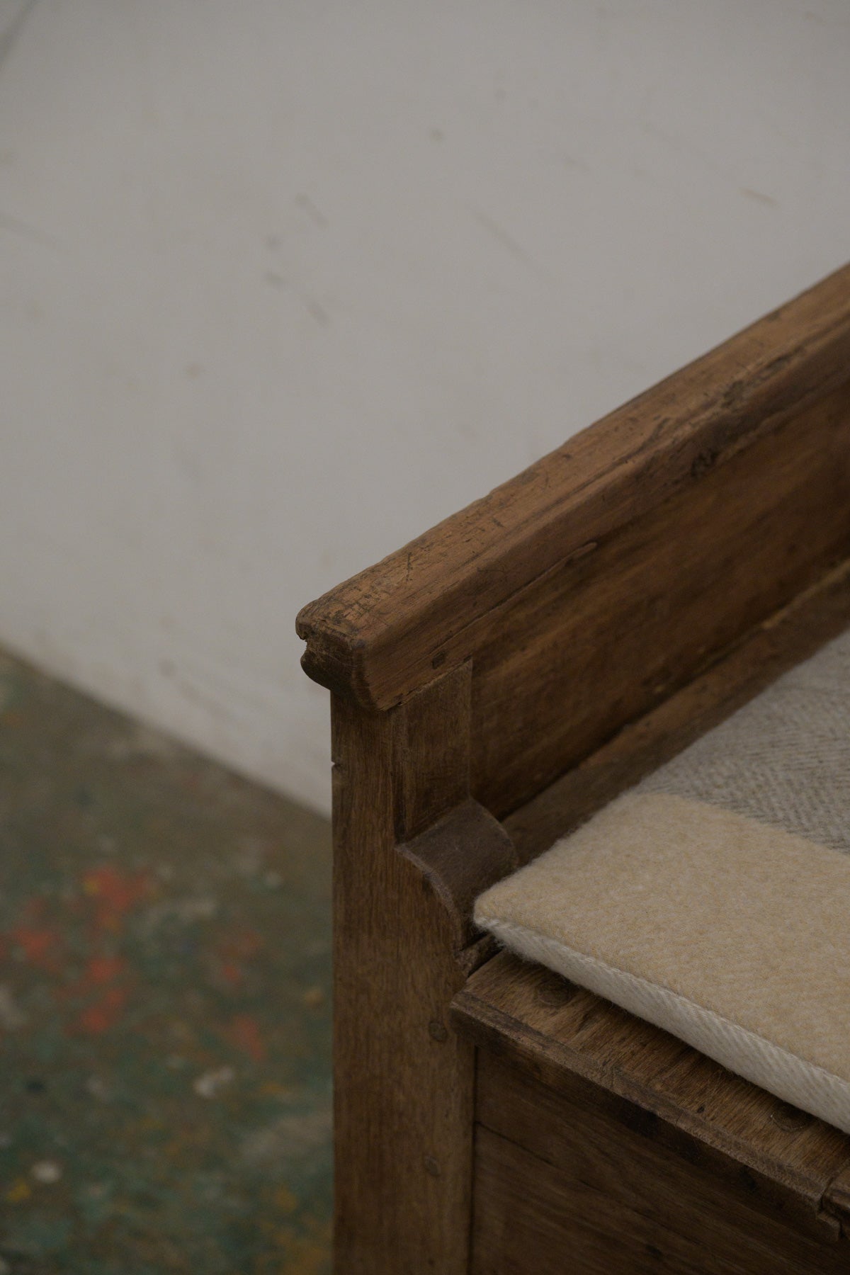 #0332 bench