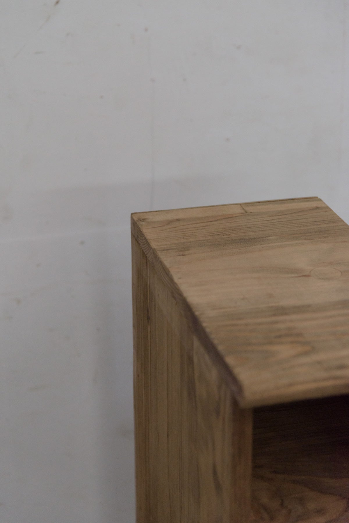 #9846 shelf