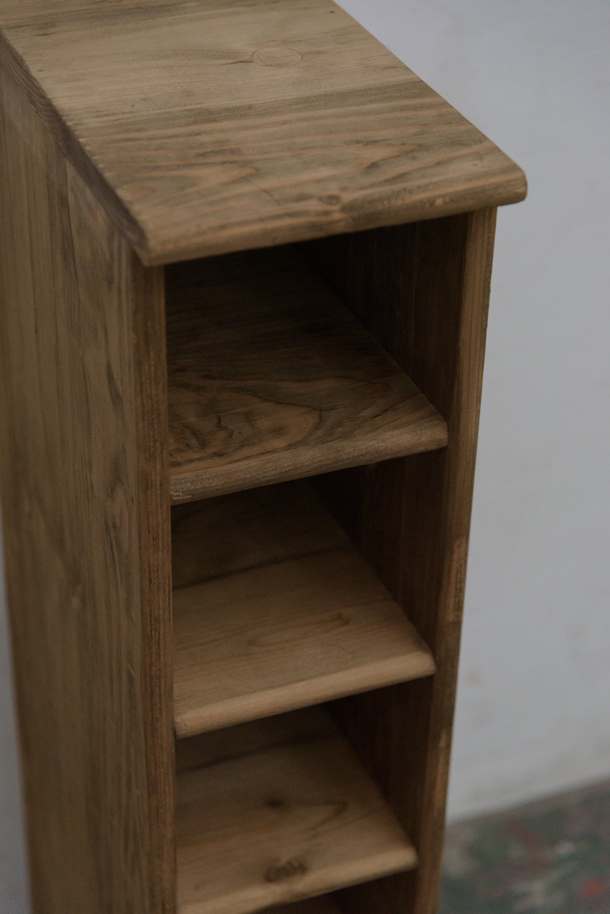 #9846 shelf
