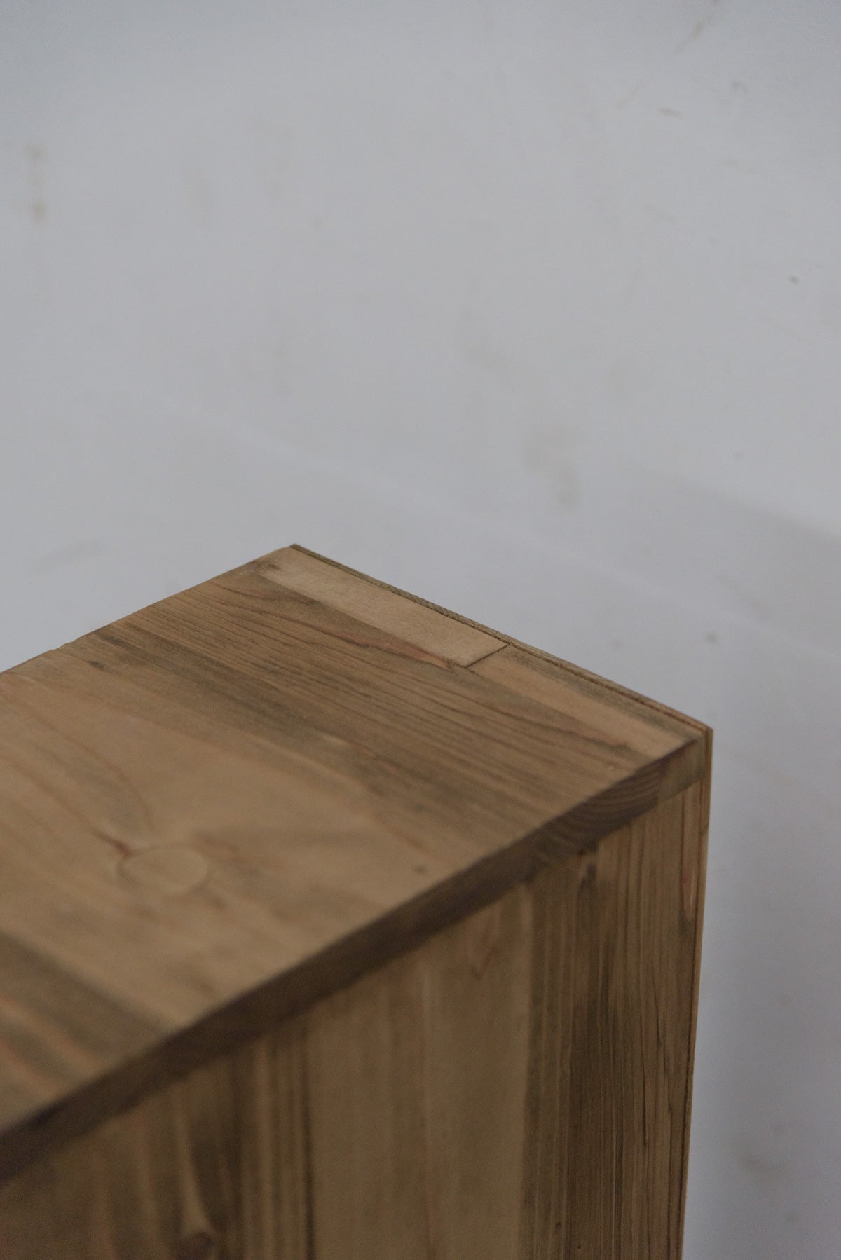 #9846 shelf