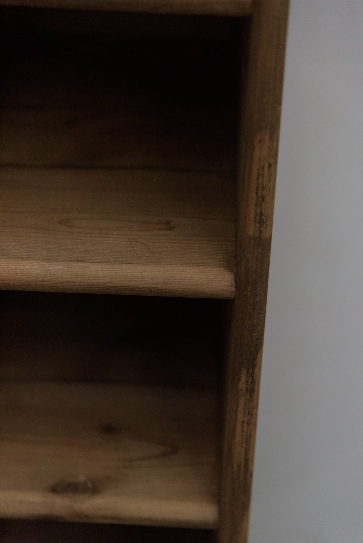 #9846 shelf
