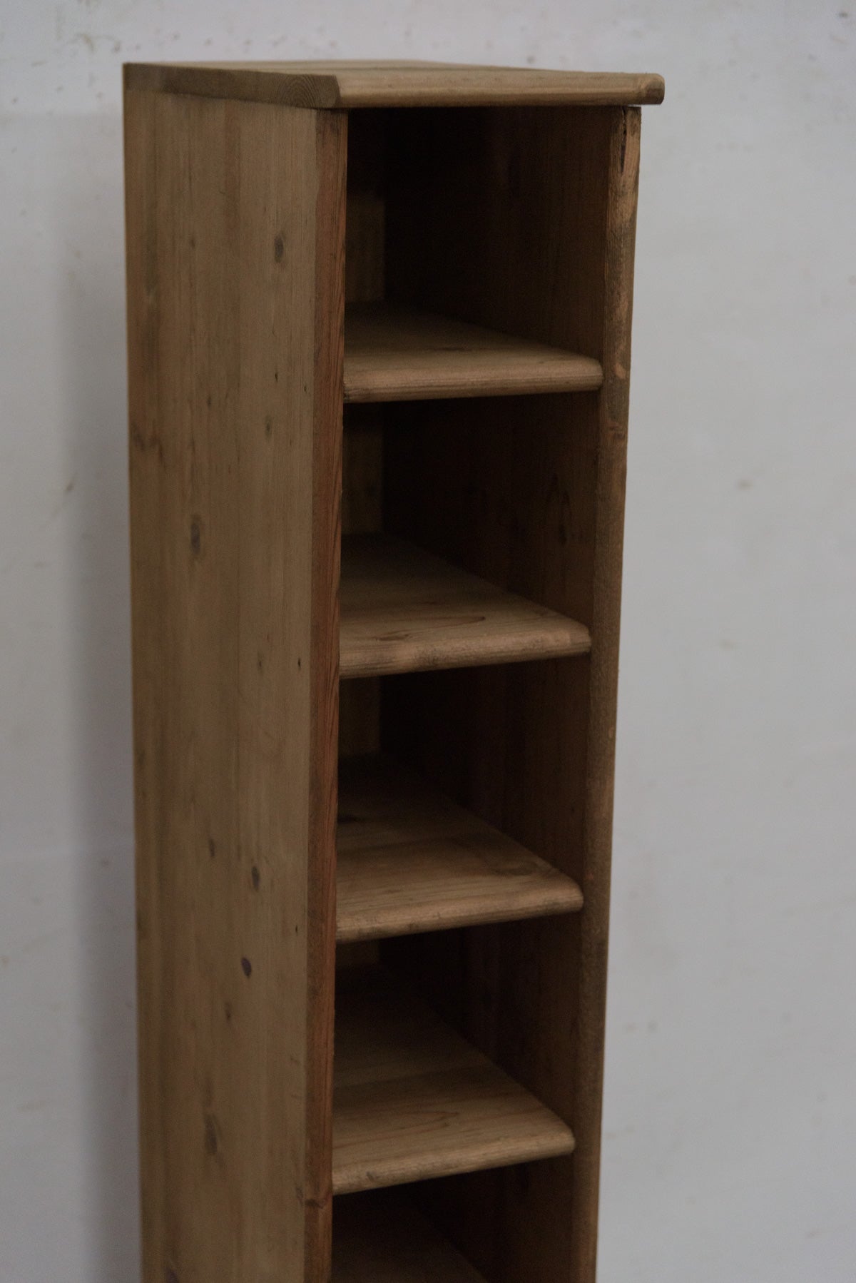 #9846 shelf