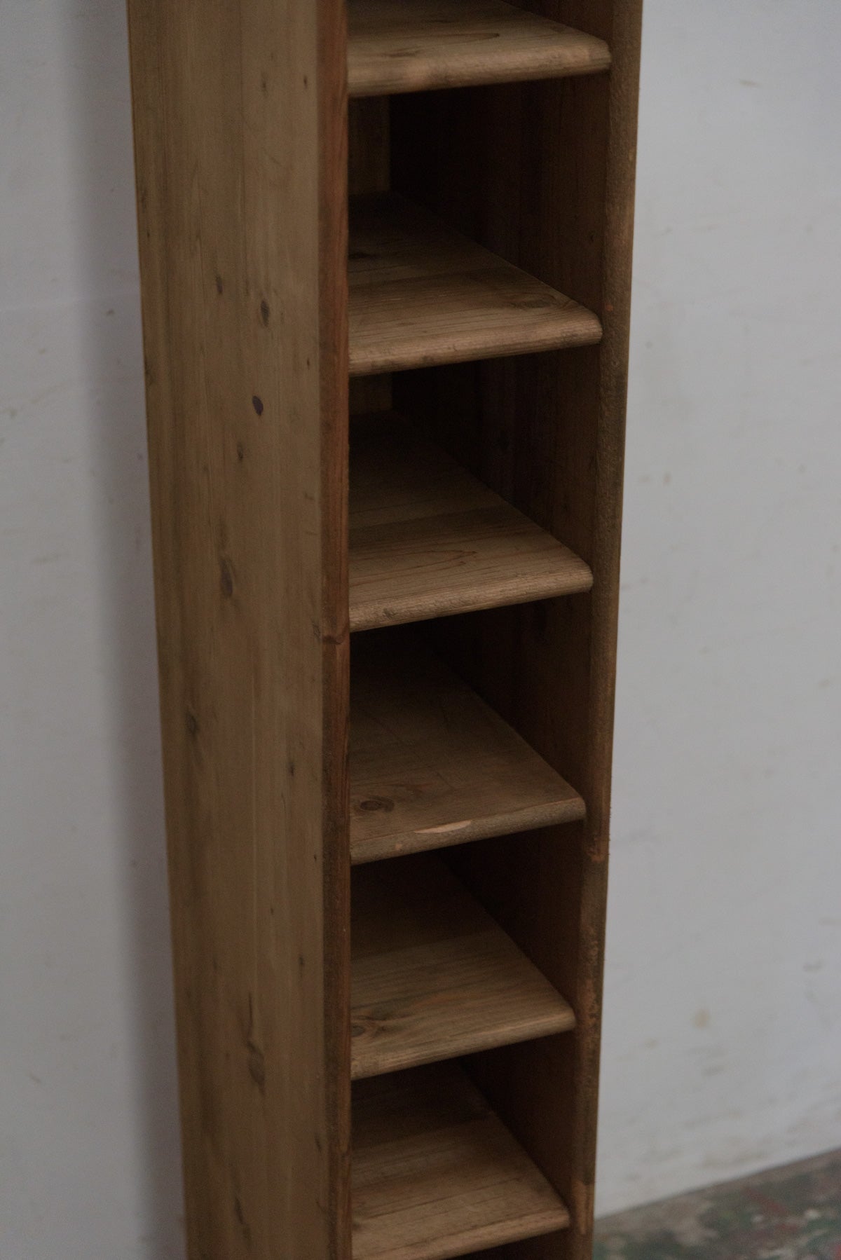 #9846 shelf