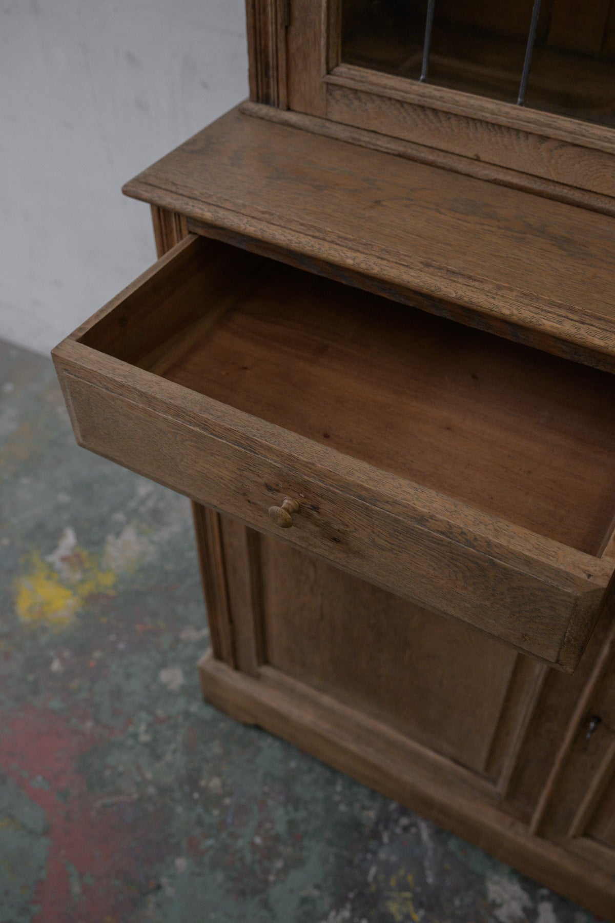 #0336 cupboard