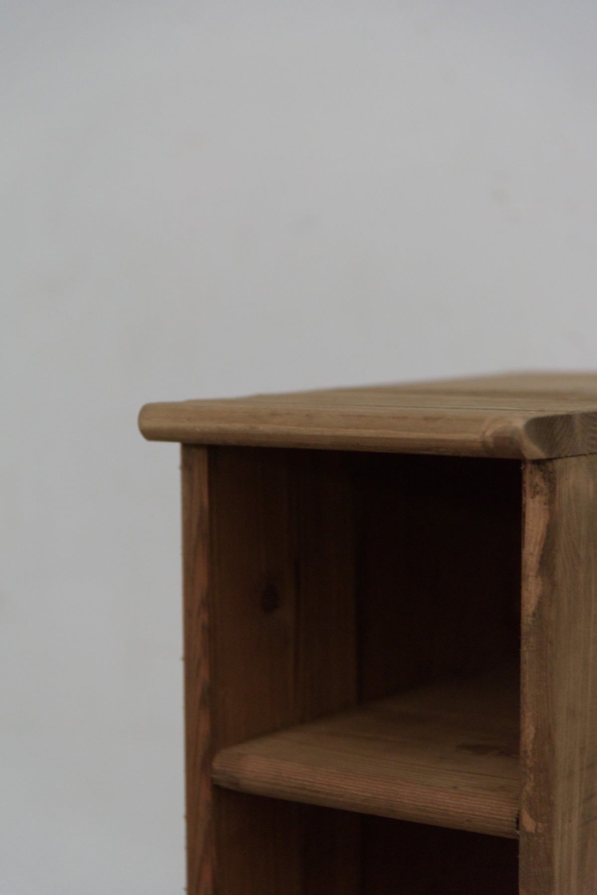 #9846 shelf