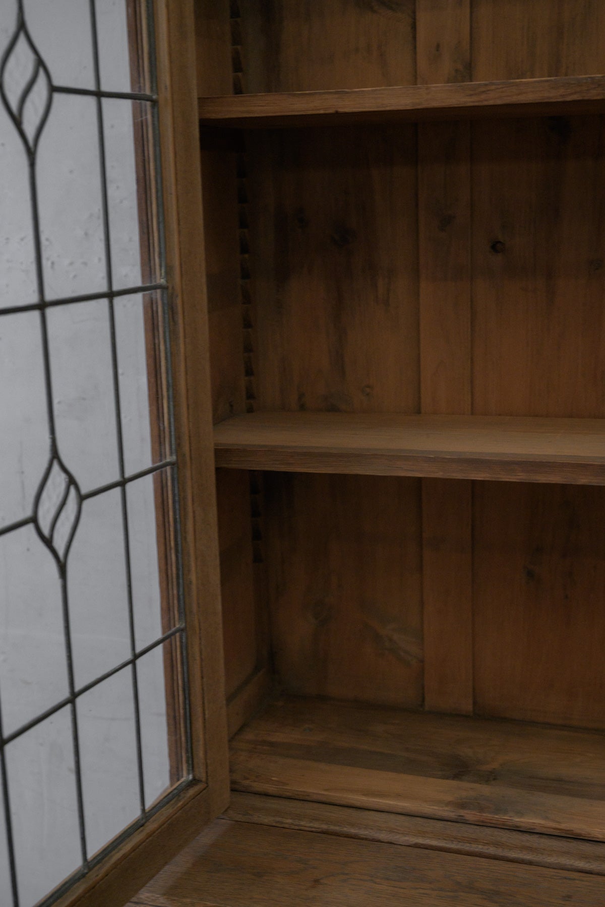 #0336 cupboard