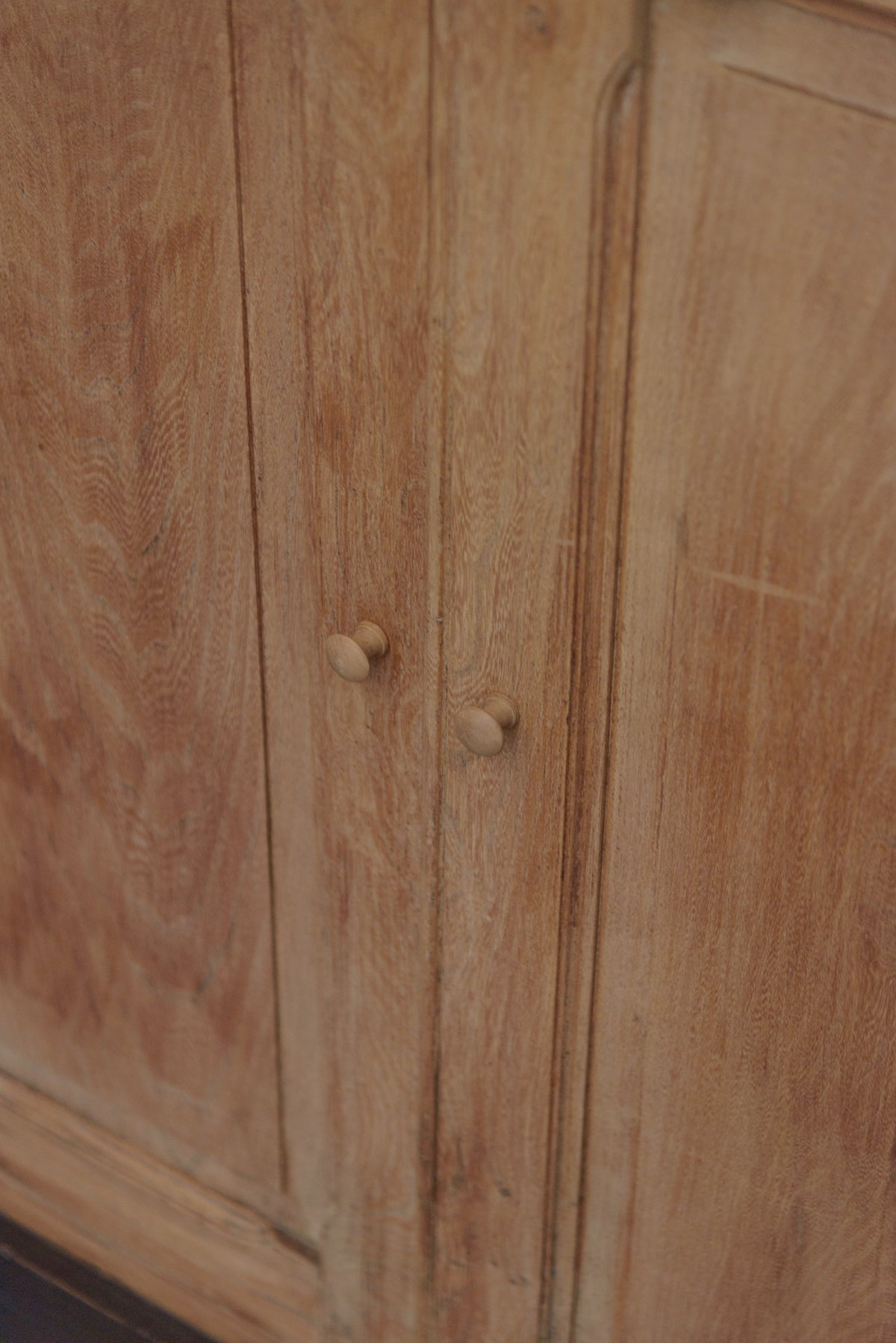 #8753 cabinet