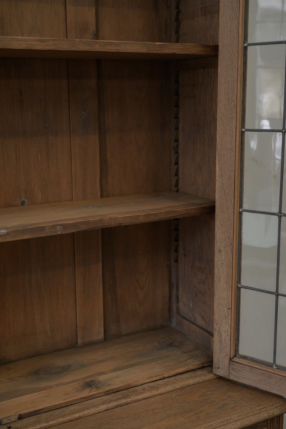 #0336 cupboard