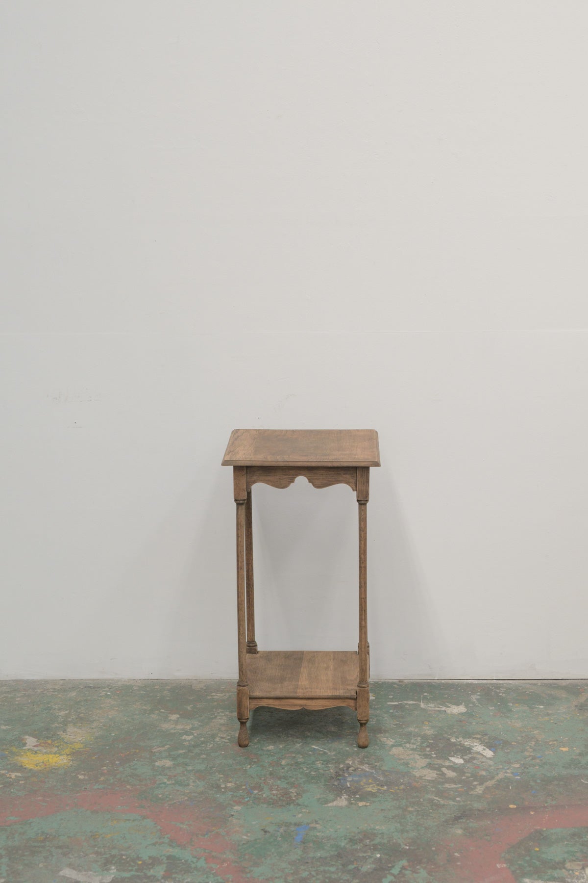 #0811 side table