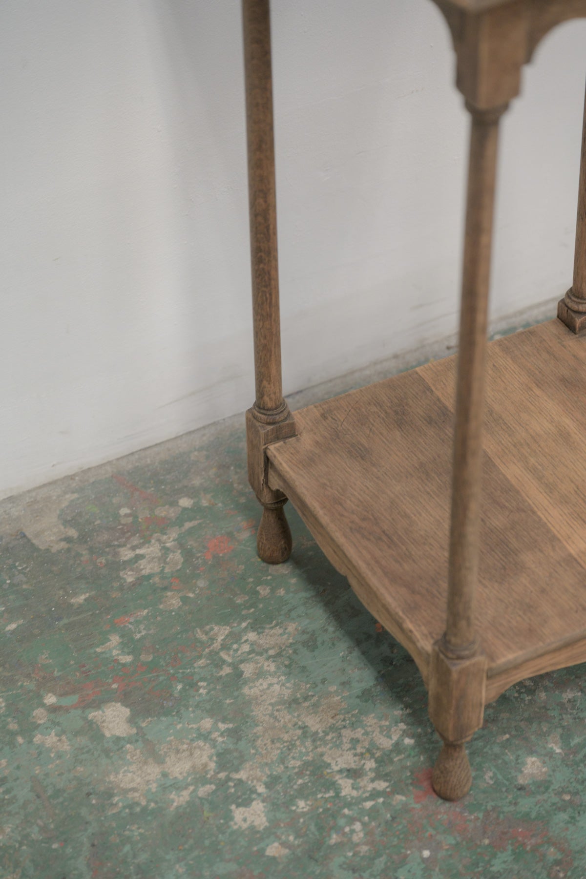 #0811 side table