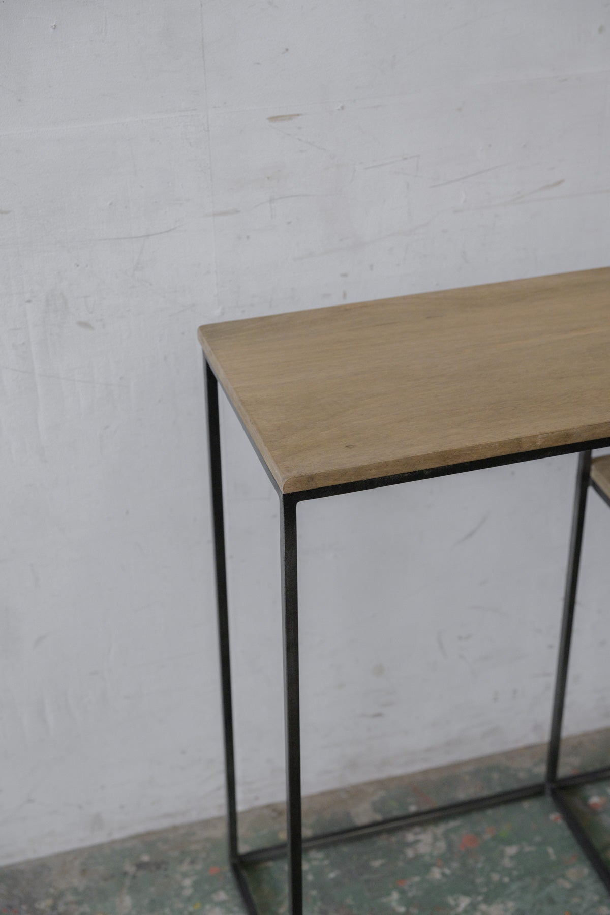 #0339 shelf