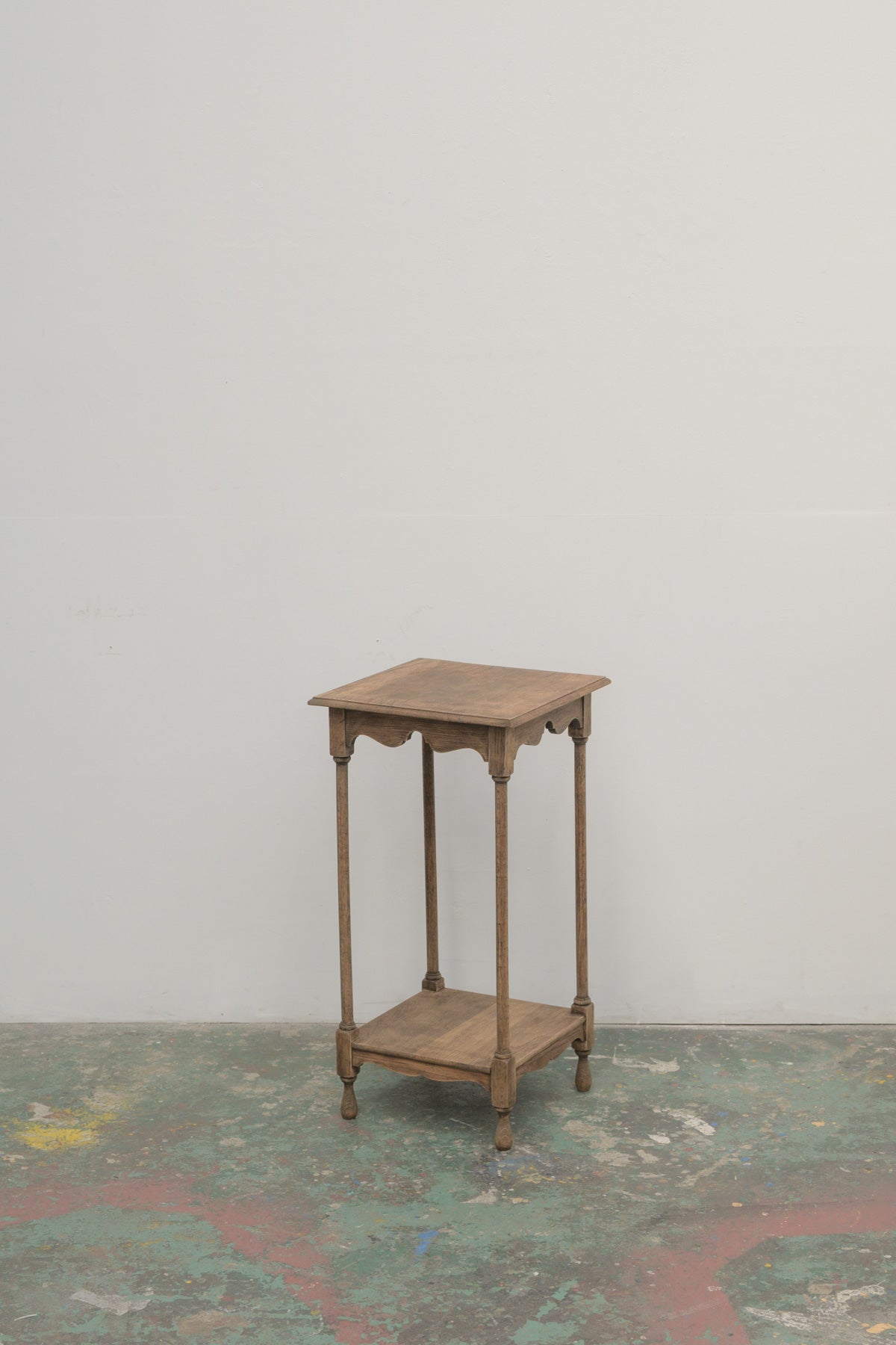 #0811 side table