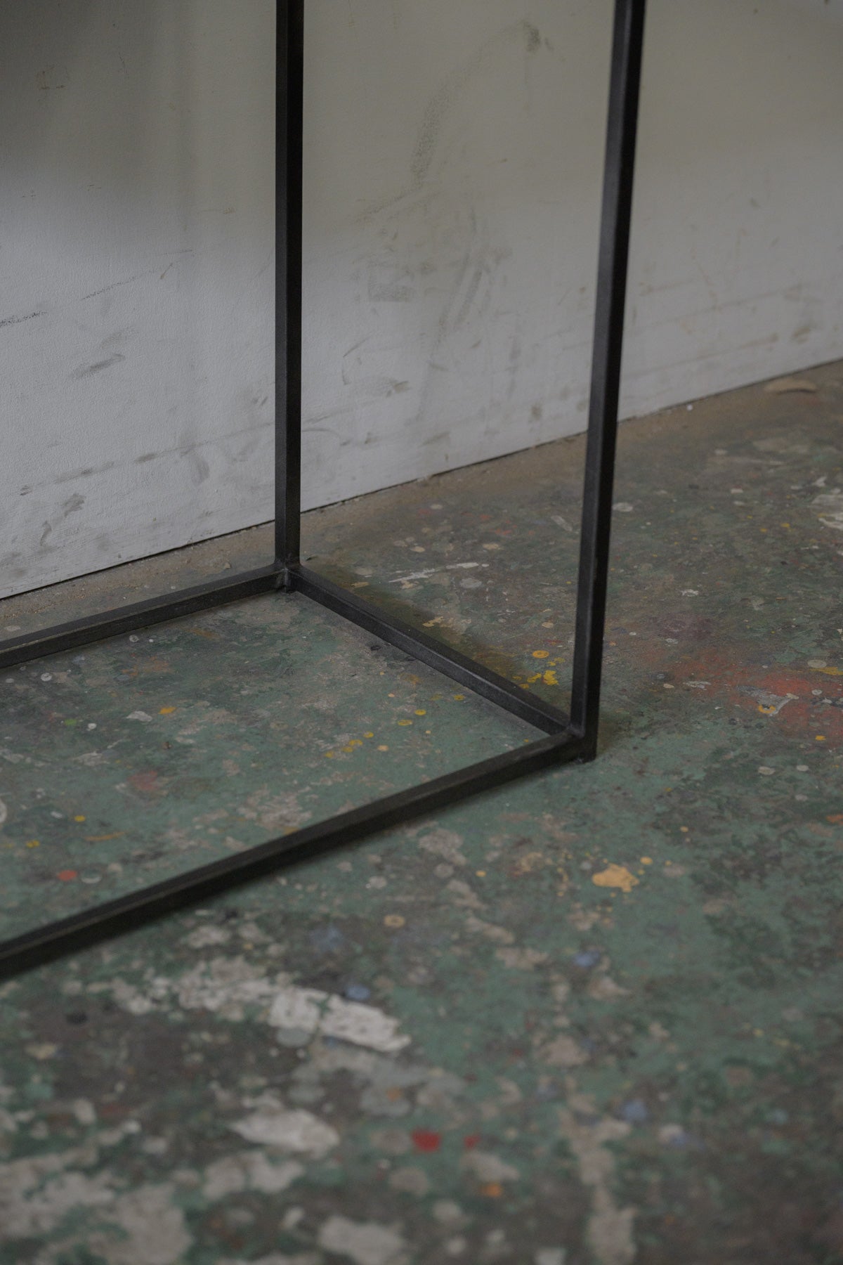 #0339 shelf
