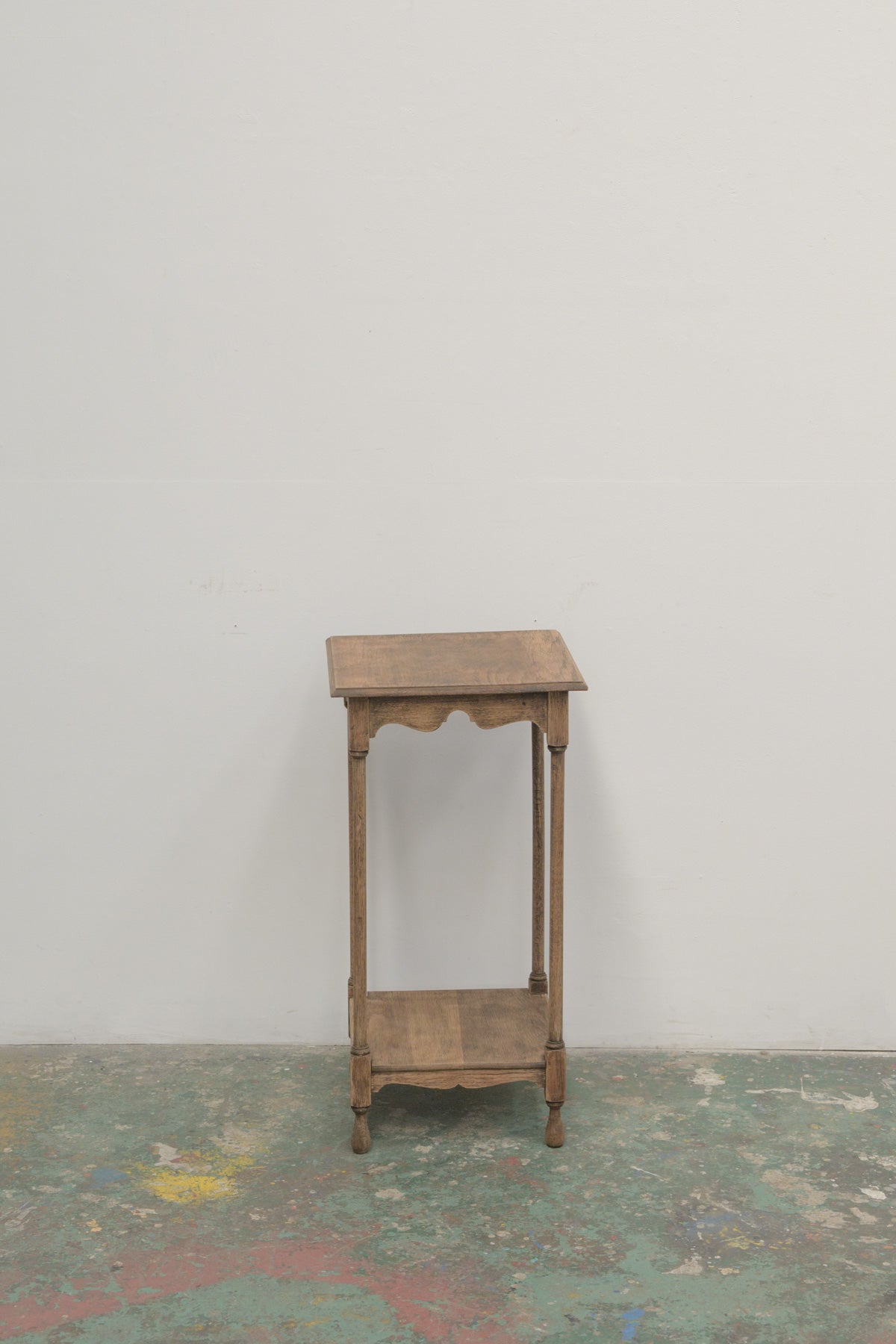 #0811 side table